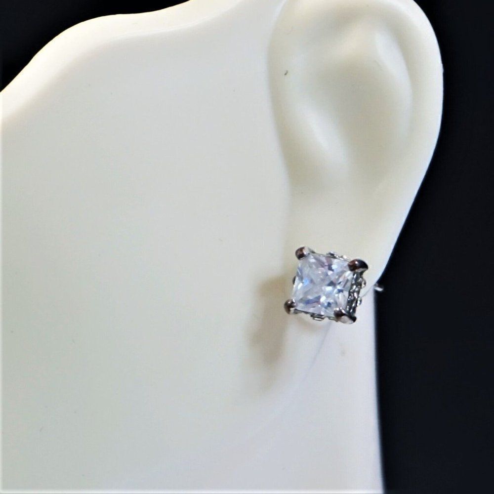 Vintage Cubic Zirconia Stud Earrings 7 mm Square Princess Cut Clear Unisex